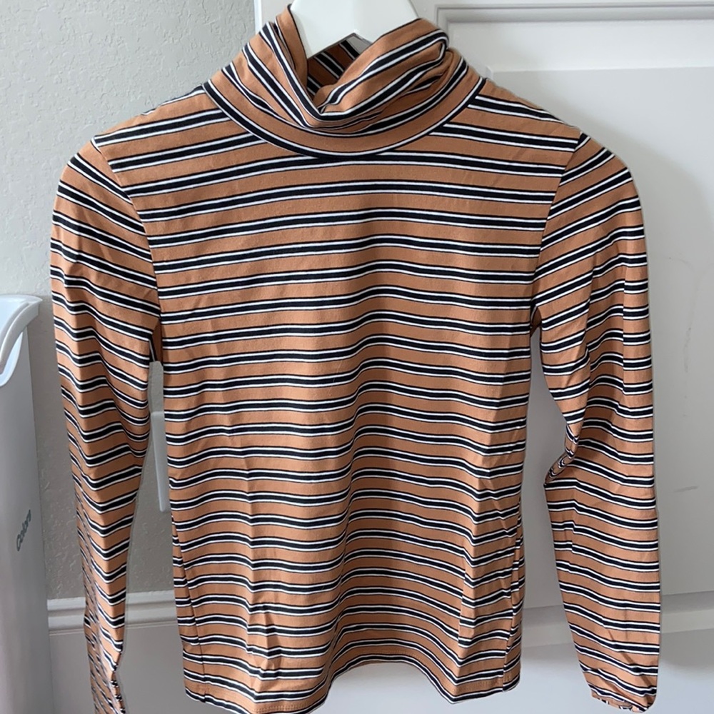 long sleeve turtle neck
